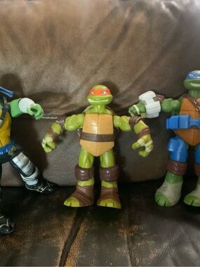 Orange-Masked Turtle Action Figure - Green Turtle Hero Toy